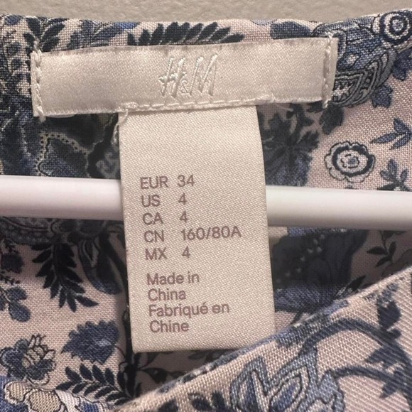 H&M Blue and White Floral Shift Dress Sz 4 - Picture 3 of 7